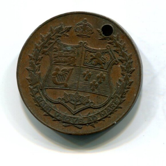 1927 Canada Royal Visit "Holed" Medal (b546-10) - Picture 2 of 2